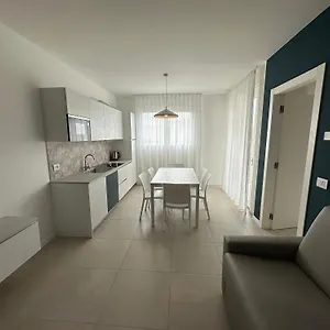 Apartament Woody Charming - Agenzia Cocal, Caorle